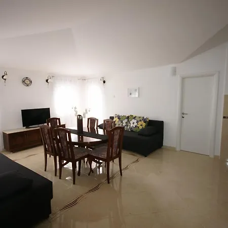 Rosina * Rogoznica (Sibenik-Knin)