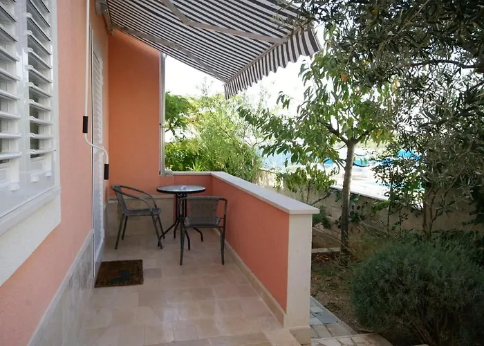 Rosina * Rogoznica (Sibenik-Knin)