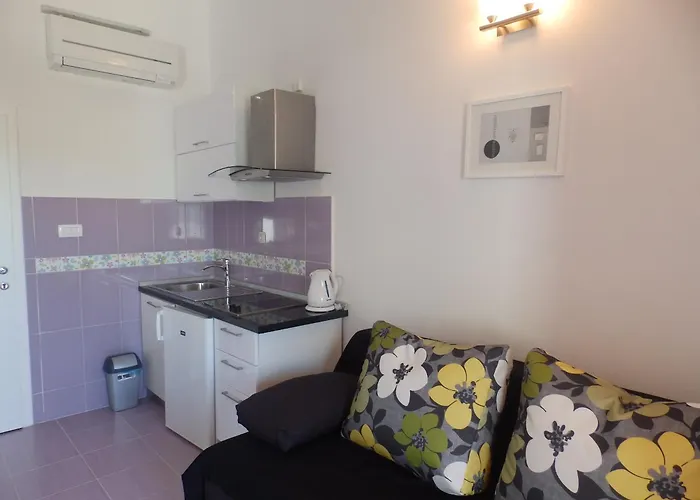 Rosina * Rogoznica (Sibenik-Knin)