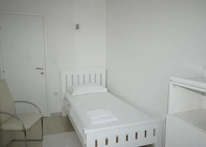 Rosina * Rogoznica (Sibenik-Knin)