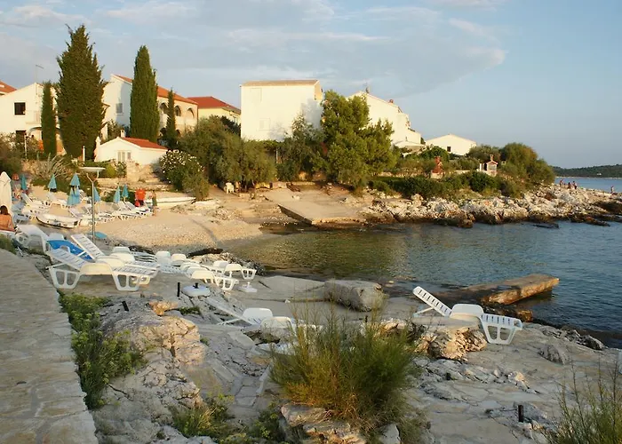 Rosina * Rogoznica (Sibenik-Knin)